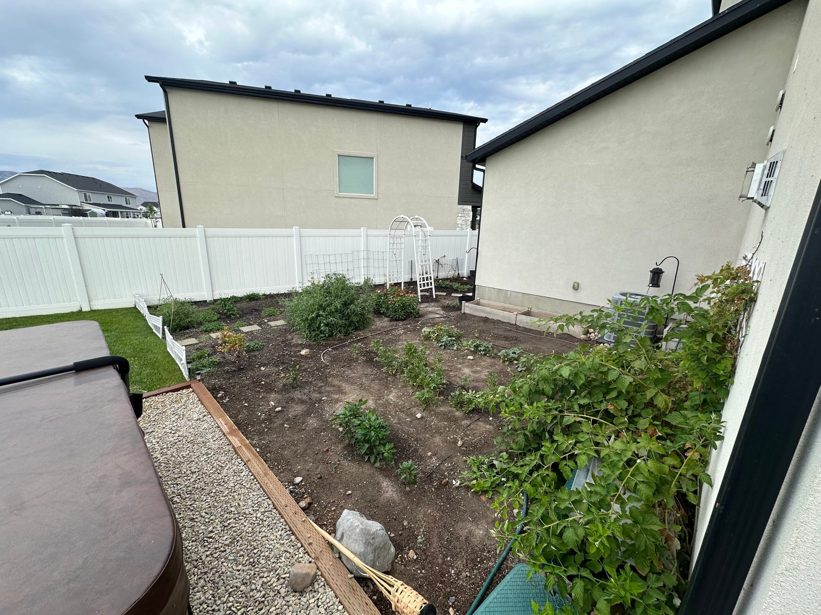 What’s in My Garden? A Look at What I’m Growing This Year in 2026