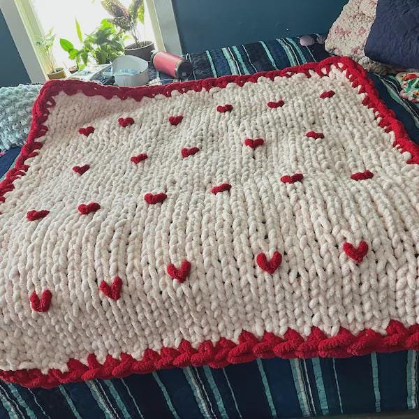Hearts Blanket Pattern - Chunky Hand Knitting - Image 7